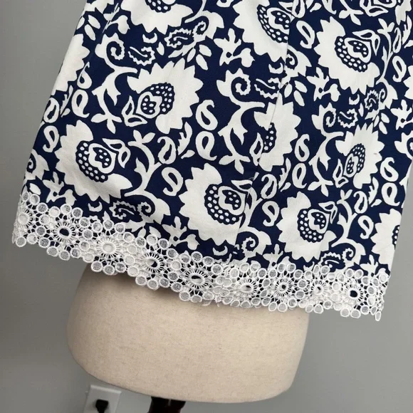 Talbots Lace Trimmed Woodblock Floral Stretch Cotton Canvas Skirt - Picture 2 of 7